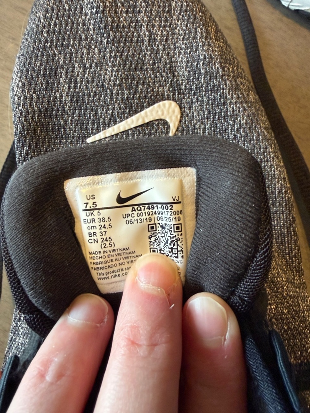 Nike Black and White Knit Running Sneakers - Picture 2 of 5